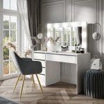 Fatima Furniture elegance dresser with mirror